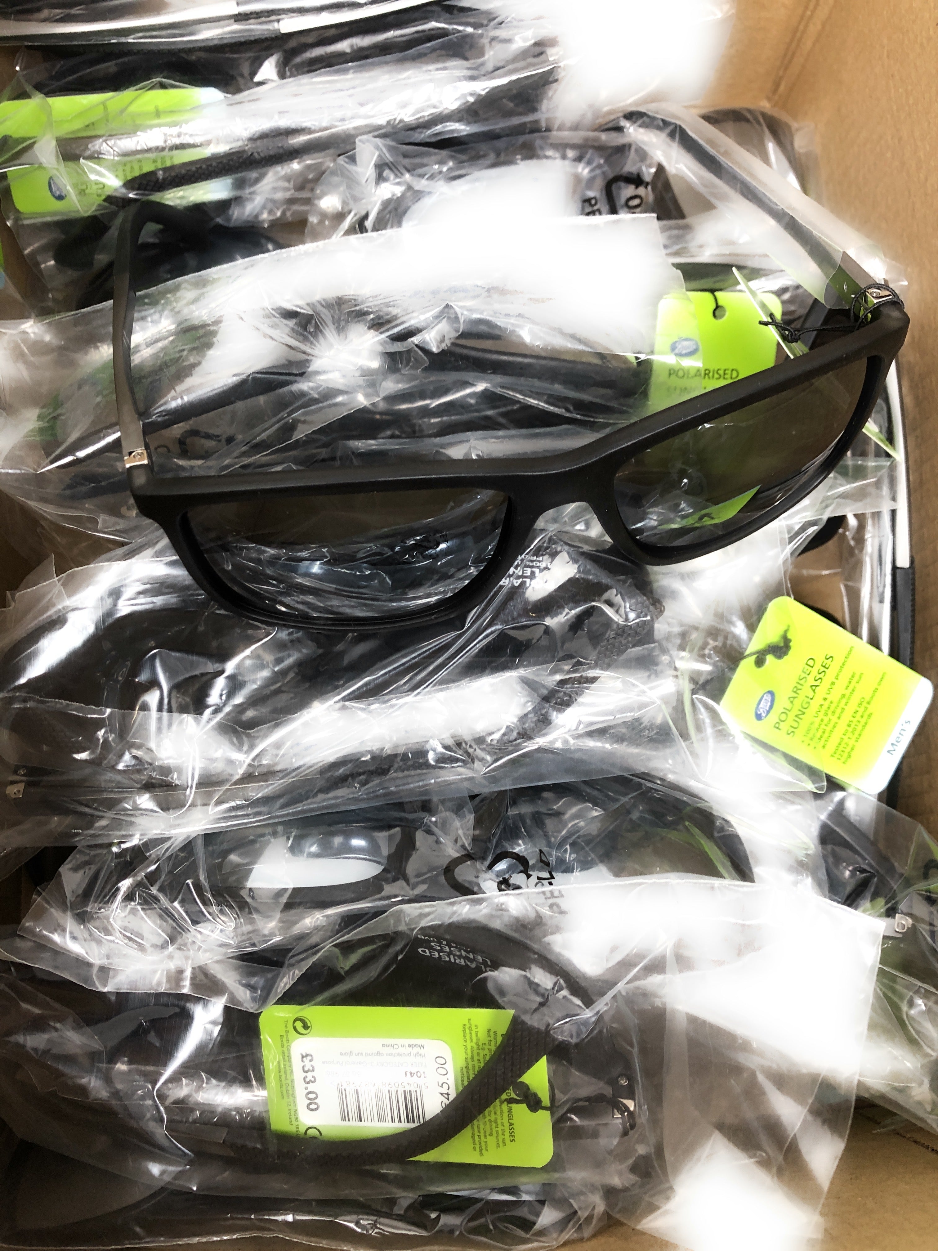 25 Pairs Polarised Sunglasses by Boots 104J – Clubit Wholesale