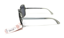 Load image into Gallery viewer, 25 Pairs Ladies Sunglasses Stylish Green Tinted Frame Boots 027J