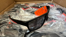 Load image into Gallery viewer, Sunglasses - Job Lot Of 200 X Men&#39;s Sunglasses Sport Style 100% Protection